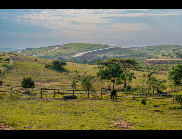 1,922M² VACANT LAND FOR SALE IN SEATON ESTATE
